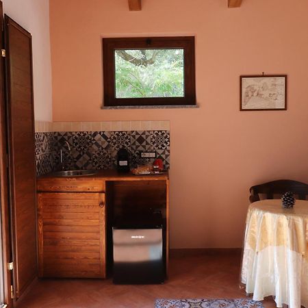 Hostal Agrestis Domus San Giovanni a Piro Exterior foto
