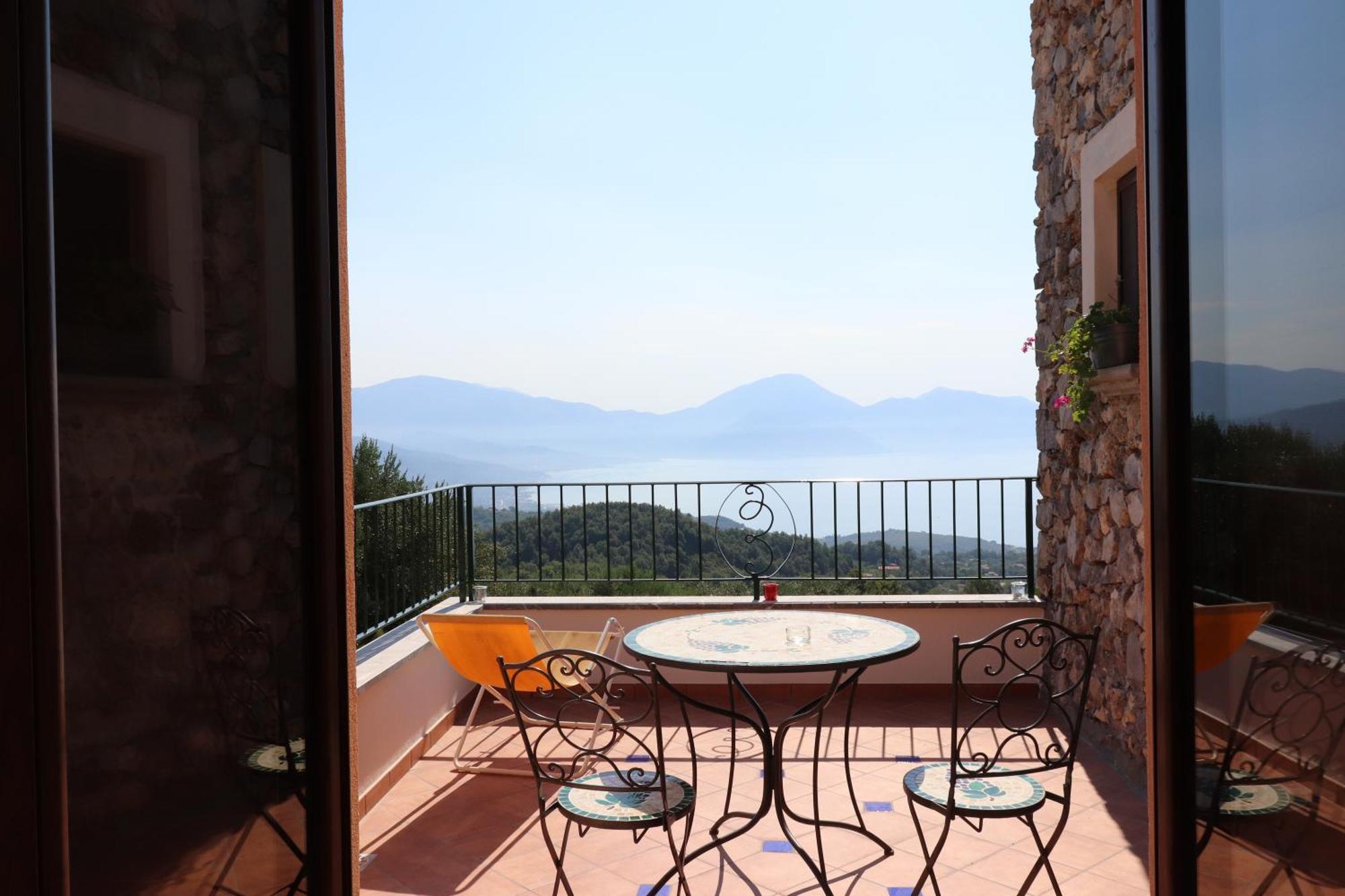 Hostal Agrestis Domus San Giovanni a Piro Exterior foto