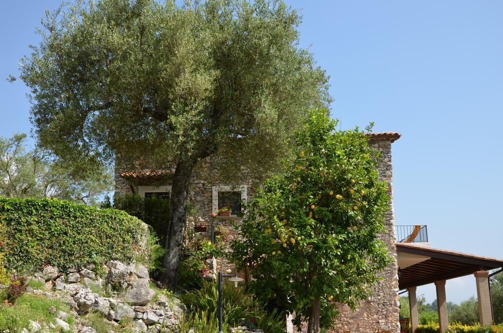 Hostal Agrestis Domus San Giovanni a Piro Exterior foto
