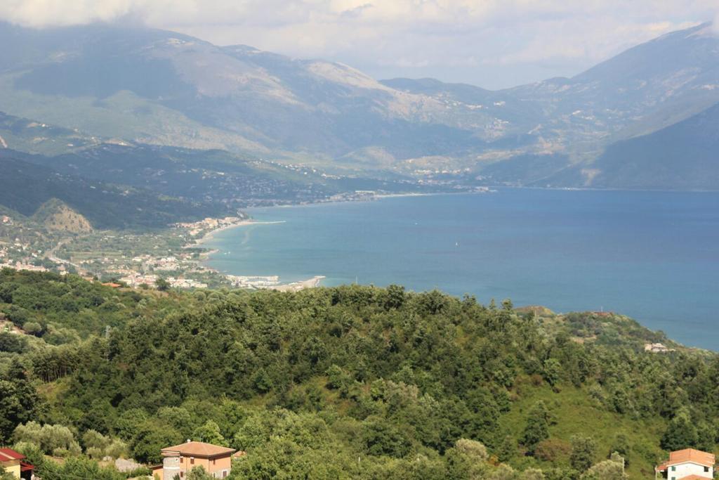 Hostal Agrestis Domus San Giovanni a Piro Exterior foto
